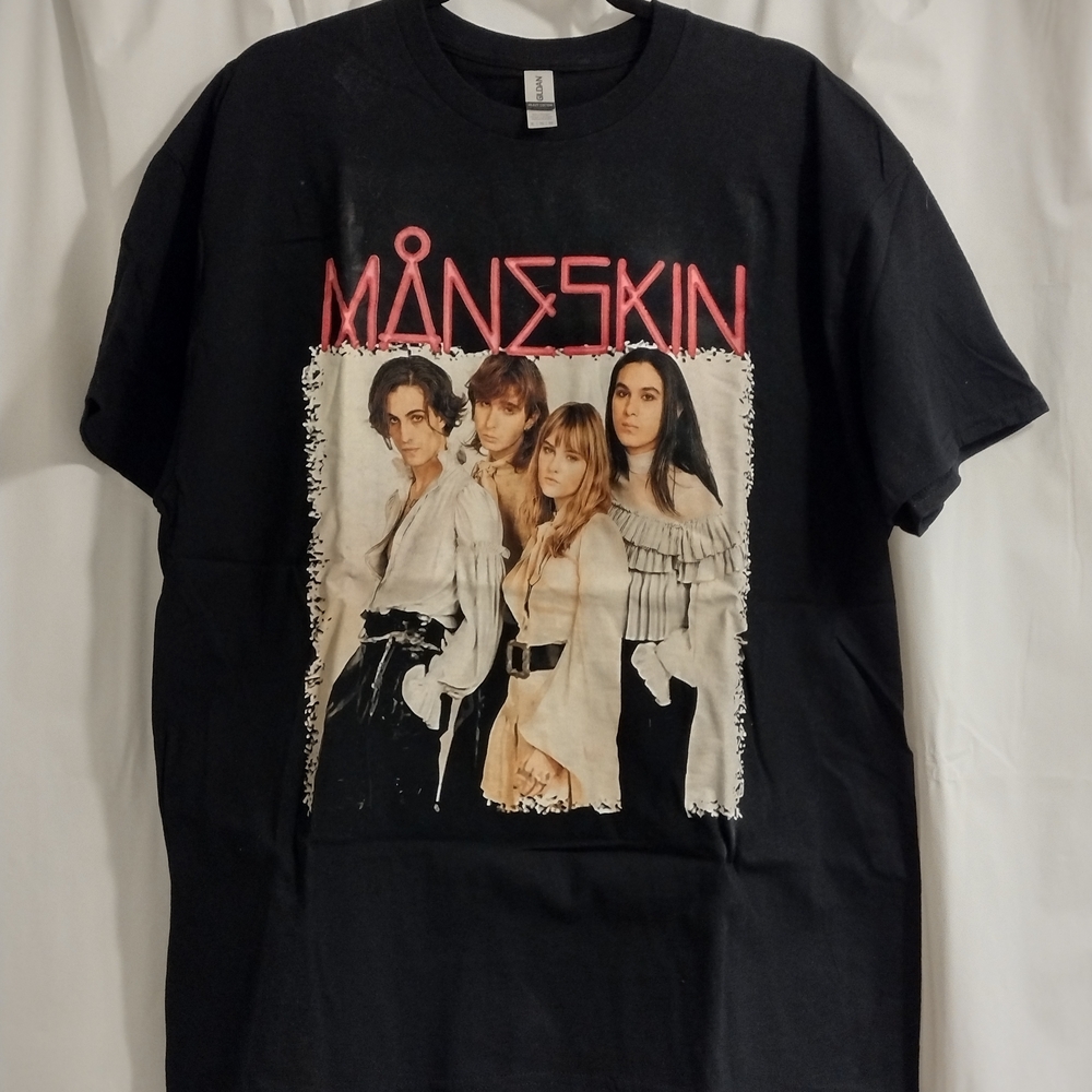 Gildan Black Graphic Band Tee